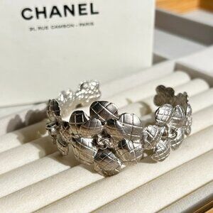 Chanel Vintage 1990s Classic Camellia Cuff/Bracelet